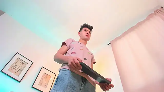 orlando yate online show from February 24, 7:09 pm