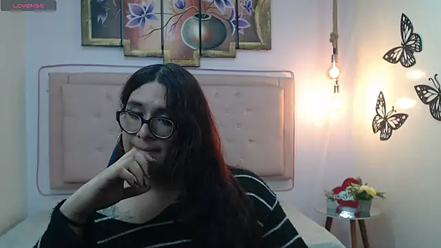 Snapshot of kathepickmanx chatting on January 16, 3:21 am kathepickmanx online show from January 16, 3:21 am