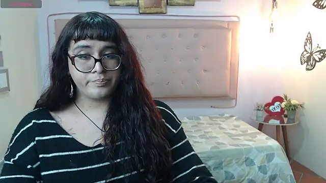 Snapshot of kathepickmanx chatting on February 20, 3:25 am kathepickmanx online show from February 20, 3:25 am