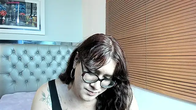 kathepickmanx online show from May 28, 3:37 am