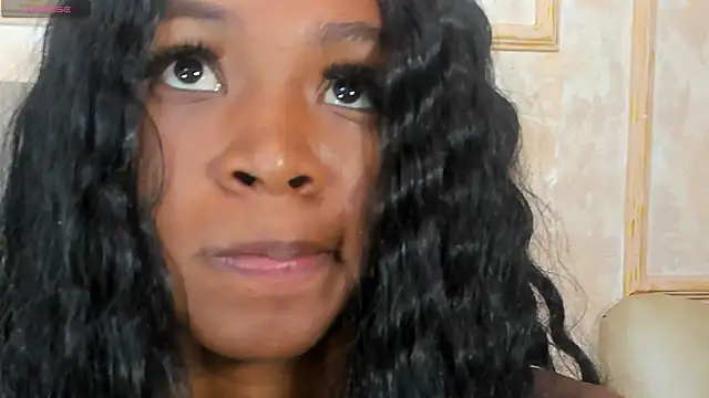 LilaBeily online show from February 4, 7:33 pm