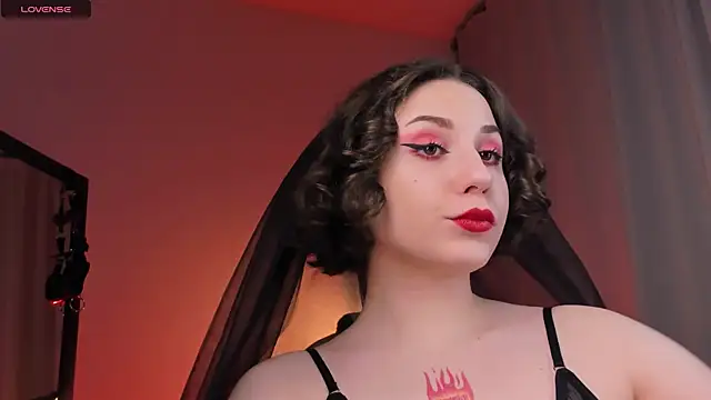 Snapshot of Eva_Moss_ chatting on February 18, 8:47 pm Eva Moss online show from February 18, 8:47 pm