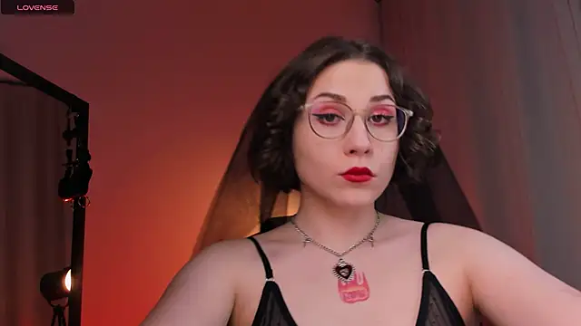 Snapshot of Eva_Moss_ chatting on February 19, 12:35 am Eva Moss online show from February 19, 12:35 am