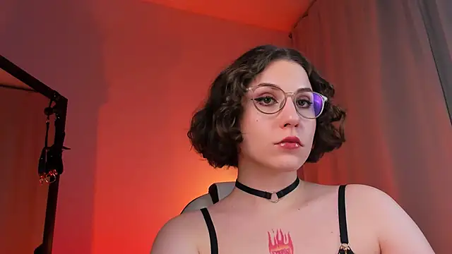 Snapshot of Eva_Moss_ chatting on February 27, 9:14 pm Eva Moss online show from February 27, 9:14 pm