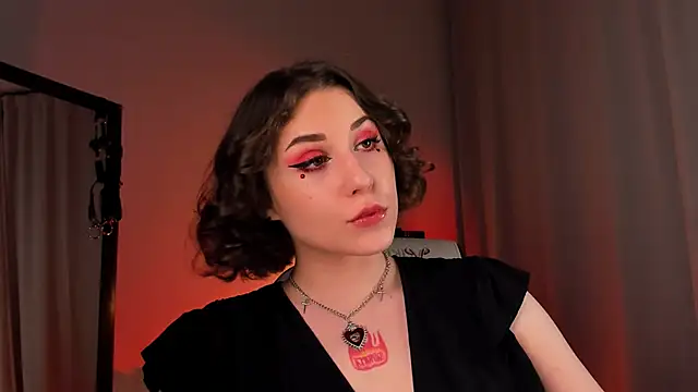 Snapshot of Eva_Moss_ chatting on March 13, 9:37 pm Eva Moss online show from March 13, 9:37 pm