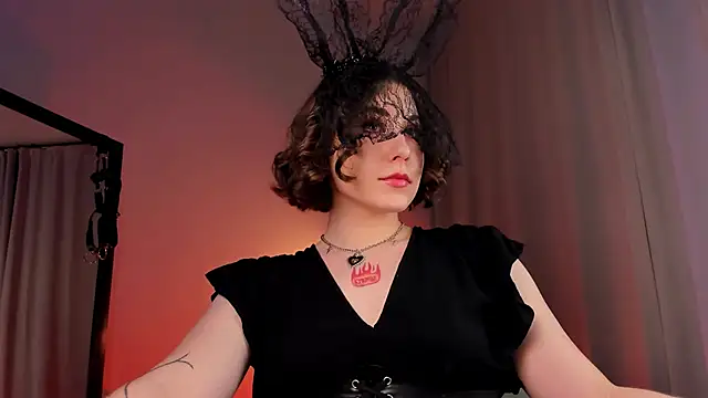 Snapshot of Eva_Moss_ chatting on March 14, 3:48 am Eva Moss online show from March 14, 3:48 am