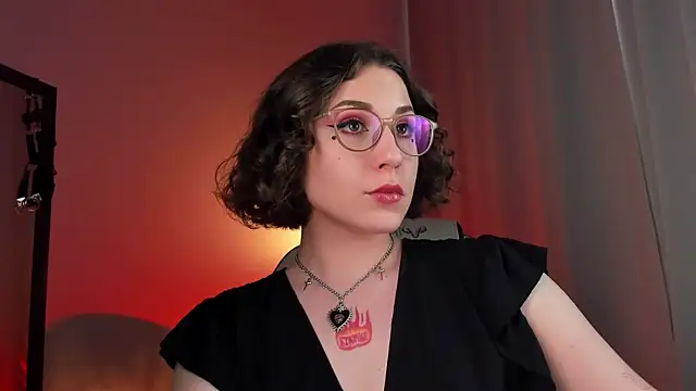 Snapshot of Eva_Moss_ chatting on March 17, 10:38 am Eva Moss online show from March 17, 10:38 am