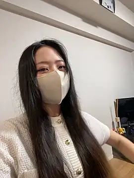 Snapshot of yazawa_oO chatting on June 24, 1:54 pm yazawa oO online show from June 24, 1:54 pm