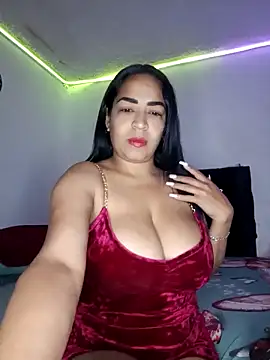 CarolinePolsen online show from October 15, 12:05 pm