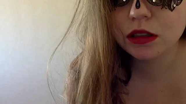 Lacoquinedu636 online show from January 11, 1:11 pm