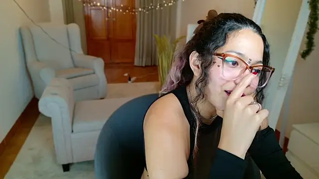 Snapshot of SelenaBlumX chatting on January 11, 3:55 am SelenaBlumX online show from January 11, 3:55 am