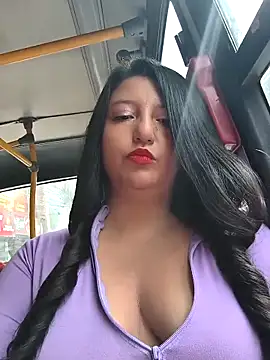 Melyy Edii online show from April 6, 7:15 pm