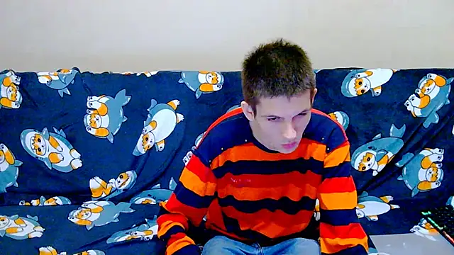 Lester Broo online show from December 20, 7:37 am