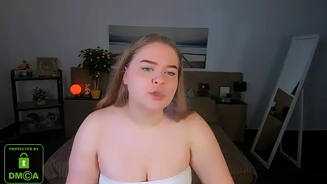 Snapshot of Erica__Alta chatting on January 23, 6:28 am Erica Alta online show from January 23, 6:28 am