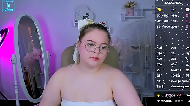 Snapshot of Erica__Alta chatting on January 25, 12:26 pm Erica Alta online show from January 25, 12:26 pm