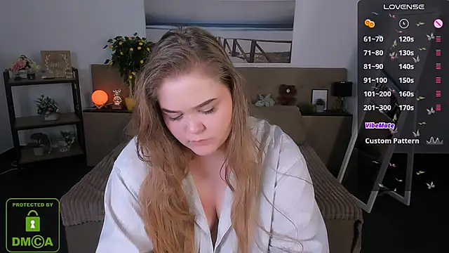 Snapshot of Erica__Alta chatting on February 2, 2:48 am Erica Alta online show from February 2, 2:48 am