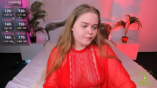 Snapshot of Erica__Alta chatting on February 14, 9:56 am Erica Alta online show from February 14, 9:56 am