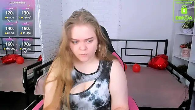Snapshot of Erica__Alta chatting on February 26, 6:37 am Erica Alta online show from February 26, 6:37 am