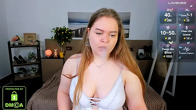 Snapshot of Erica__Alta chatting on March 11, 6:32 am Erica Alta online show from March 11, 6:32 am