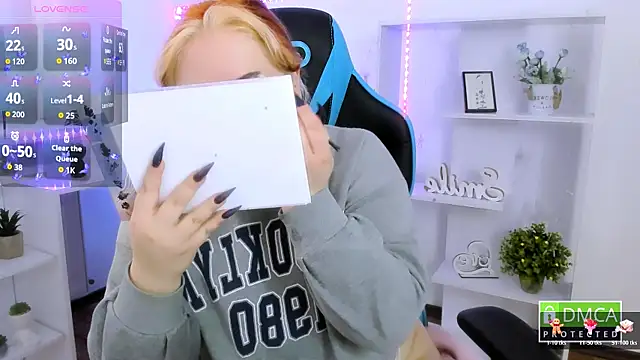 Erica  Alta online show from February 27, 6:46 am