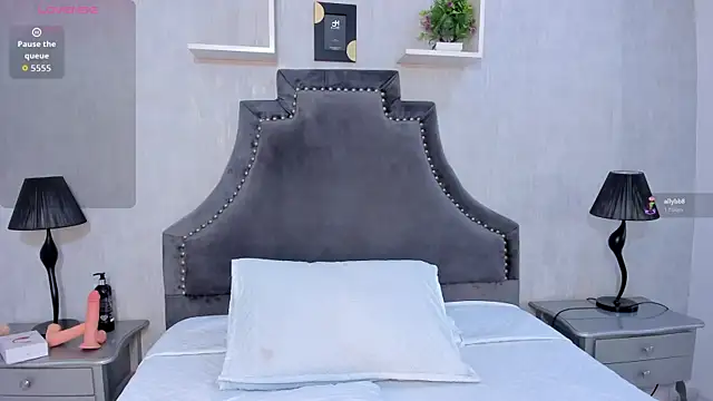 BellaaStorm online show from October 25, 9:20 pm