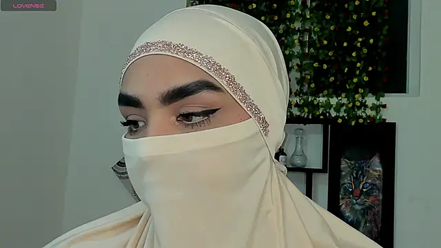 Maissa Alabi online show from December 4, 3:32 pm