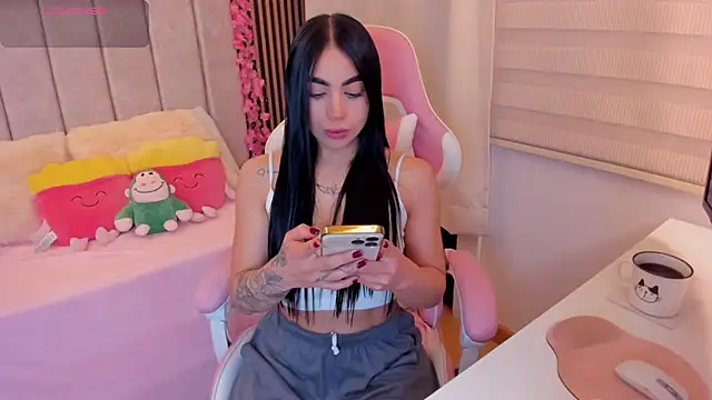 Snapshot of tamy_xoo chatting on February 2, 6:39 pm tamy xoo online show from February 2, 6:39 pm