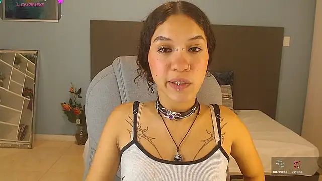 ilitzy cardona online show from October 22, 3:29 am