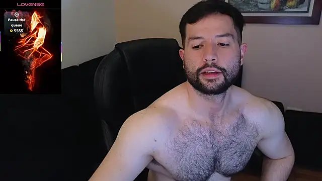hairyncuteass online show from May 29, 6:39 pm