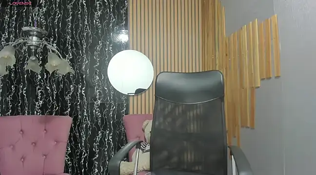 Iam zaia online show from March 4, 11:43 pm