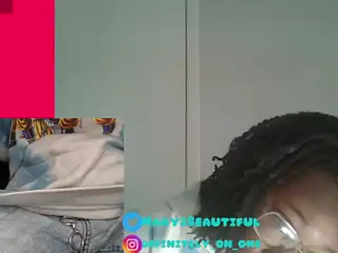 Snapshot of dragdemballznme chatting on January 15, 4:11 pm dragdemballznme online show from January 15, 4:11 pm
