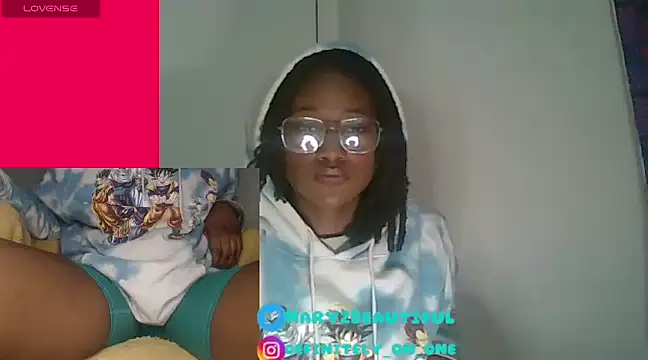 Snapshot of dragdemballznme chatting on January 16, 9:51 pm dragdemballznme online show from January 16, 9:51 pm