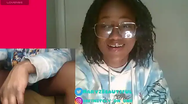 Snapshot of dragdemballznme chatting on January 17, 3:34 am dragdemballznme online show from January 17, 3:34 am