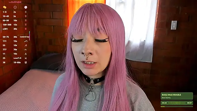 Annycolin  online show from February 26, 7:38 pm