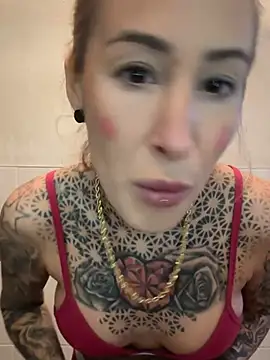 Black sweet Rose online show from January 11, 2:44 pm