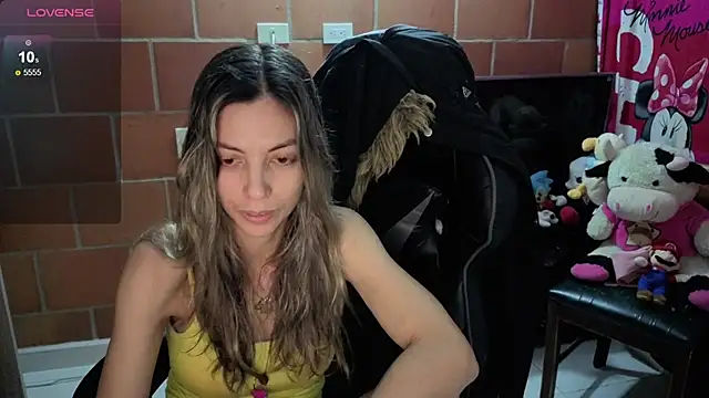 Princezzlove3 online show from October 6, 11:35 pm