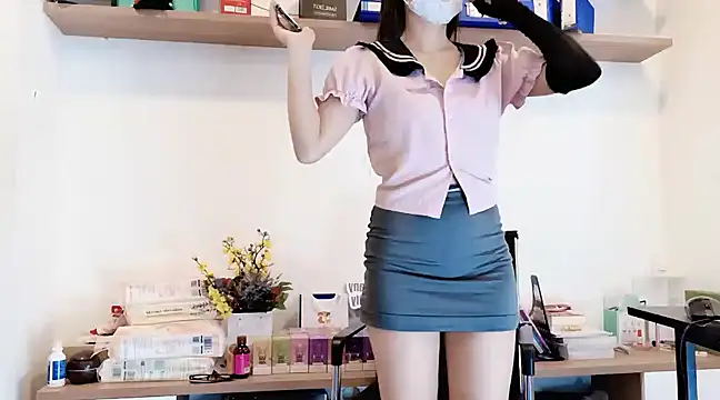 Lush-Office online show from January 21, 7:58 am