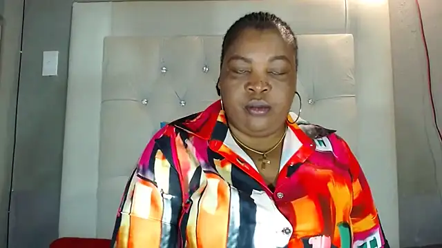 omalicha98 online show from March 28, 6:02 am