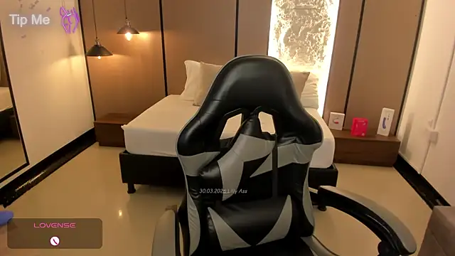 lilly ass  online show from March 30, 2:18 pm