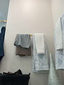 Snapshot of carlospingalinda chatting on November 16, 3:12 am carlospingalinda online show from November 16, 3:12 am