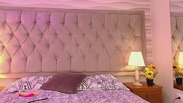 Snapshot of victoriapalmerfg chatting on January 30, 7:37 pm victoriapalmerfg online show from January 30, 7:37 pm