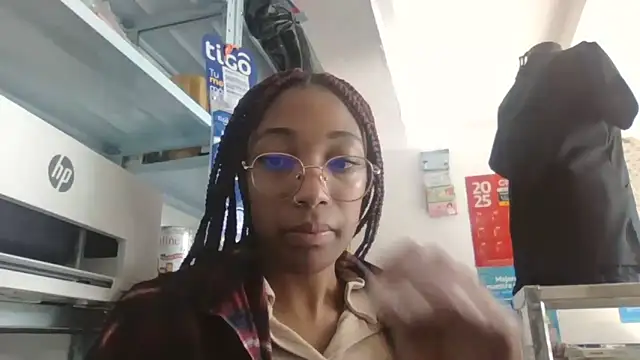 esmeralda-bk online show from March 12, 8:20 pm