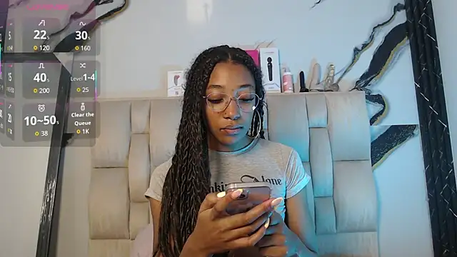 esmeralda-bk online show from November 24, 9:58 pm