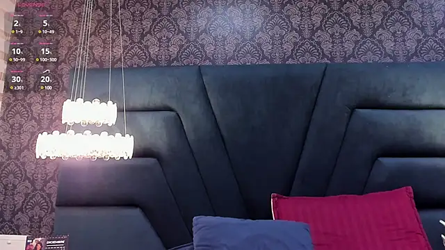 Snapshot of Aitana_Hilton_ chatting on February 6, 2:48 pm Aitana Hilton online show from February 6, 2:48 pm