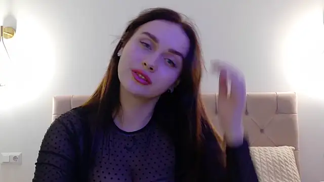 Snapshot of Lilliana_Moon chatting on January 18, 1:29 pm Lilliana Moon online show from January 18, 1:29 pm