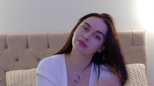 Snapshot of Lilliana_Moon chatting on January 19, 4:14 pm Lilliana Moon online show from January 19, 4:14 pm