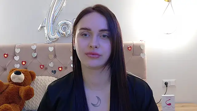 Snapshot of Lilliana_Moon chatting on February 26, 4:24 pm Lilliana Moon online show from February 26, 4:24 pm