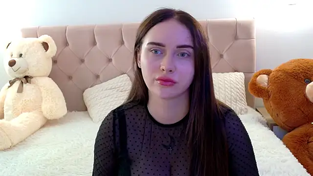 Snapshot of Lilliana_Moon chatting on September 13, 6:57 am Lilliana Moon online show from September 13, 6:57 am