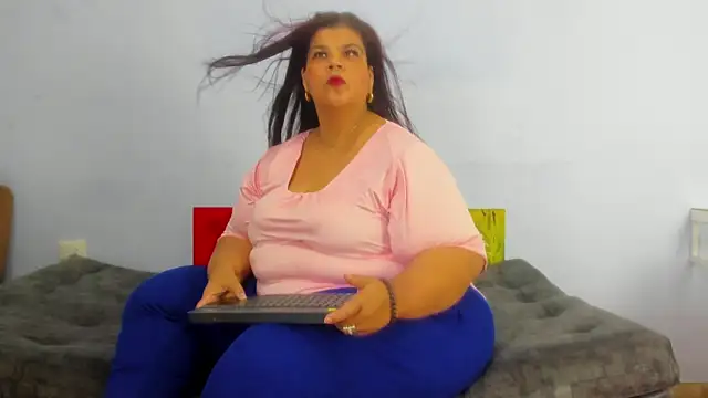 Charlotte curvy  online show from February 27, 7:47 pm