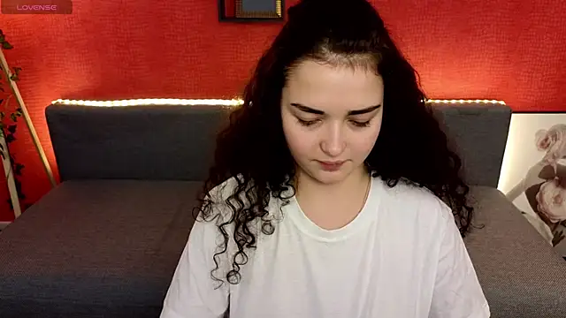 Snapshot of AmeliaLoveee chatting on January 31, 5:42 pm AmeliaLoveee online show from January 31, 5:42 pm